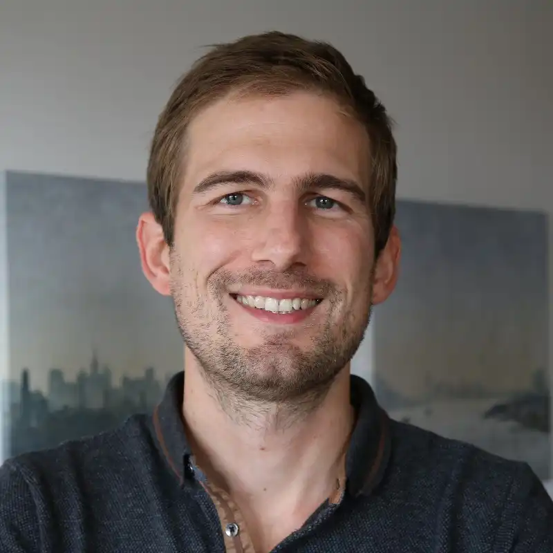 Portrait de Simon Vetter, Ingénieur Système de stockage chez Colvert